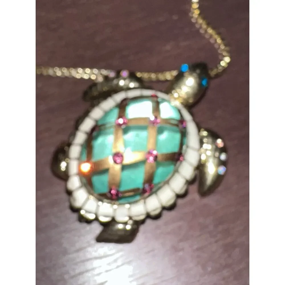 vtg BETSEY JOHNSON Turtle pendant Locket necklace Gold Tone Rhinestones